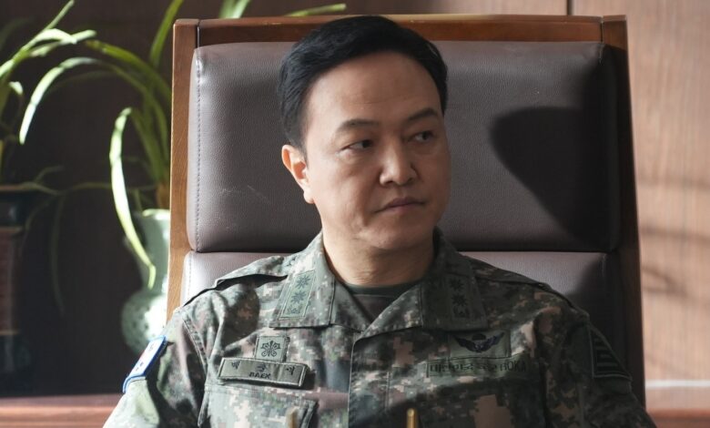 Baek Chun Ik, Komandan Karismatik yang Memakai Kekuasaan untuk Memainkan Semua Orang