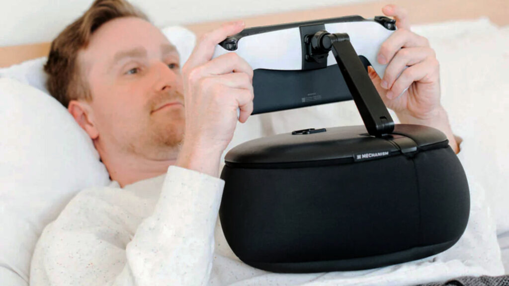 Gaming Pillow Ini Bikin Main Handheld di Kasur Lebih Ringan, Tangan Tak Cepat Kebas
