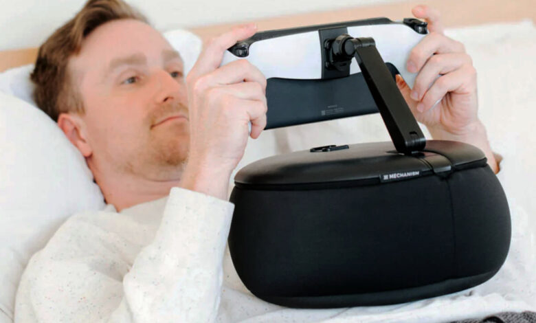 Gaming Pillow Ini Bikin Main Handheld di Kasur Lebih Ringan, Tangan Tak Cepat Kebas