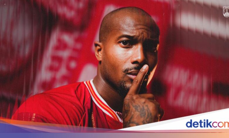 Air Mata Gervane Kastaneer Pecah, Surat Ayah Jelang Debut Piala Dunia Curacao