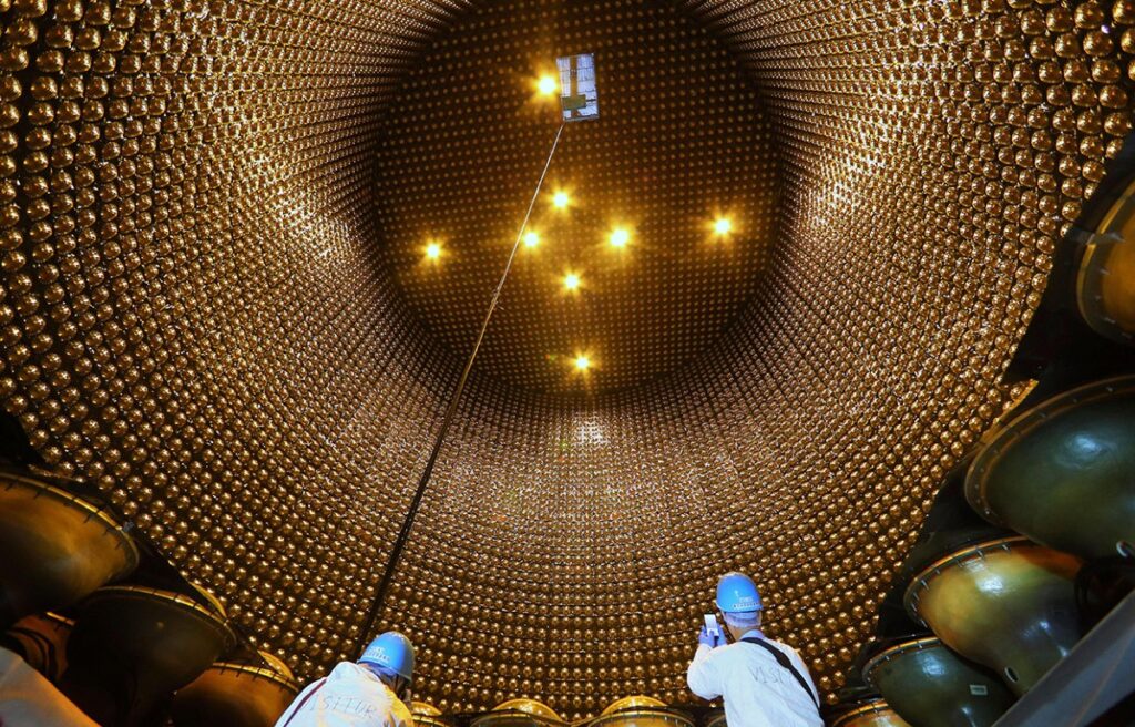 JUNO Baru 59 Hari Sudah Menekan Ketidakpastian Neutrino 1,6 Kali