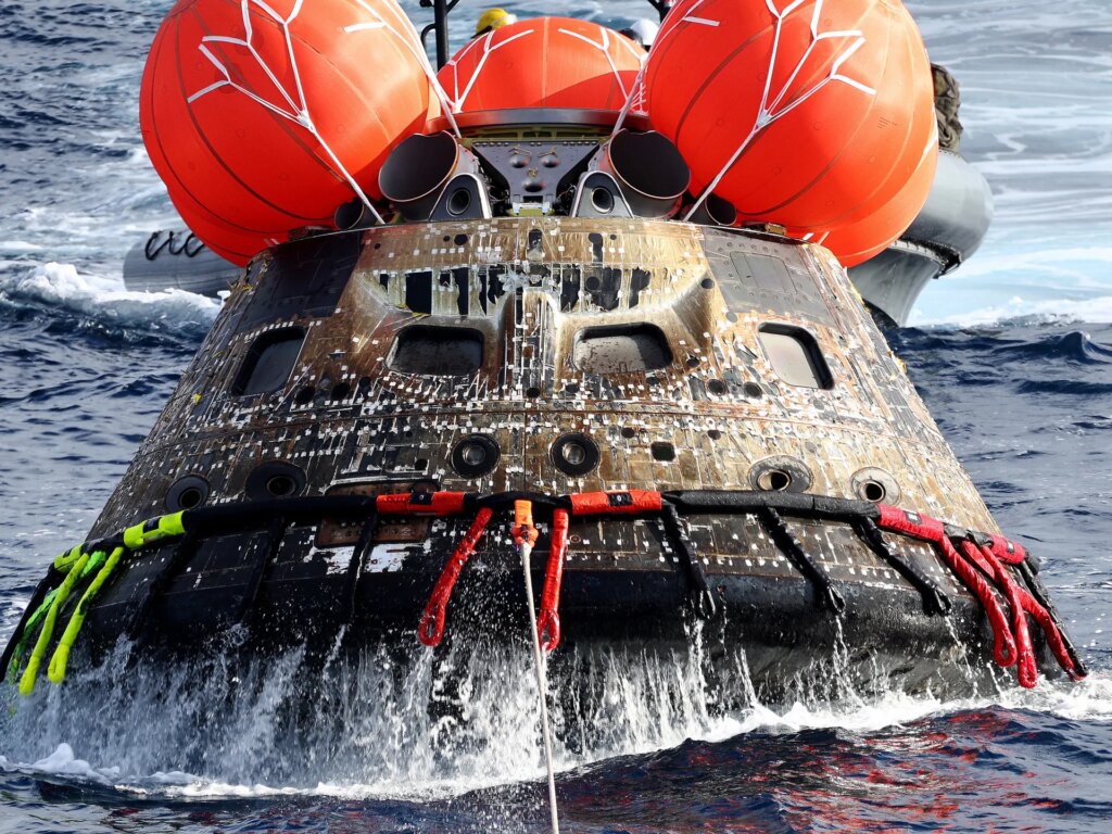 Kenapa NASA Lebih Sering Splashdown Di Laut, Rusia Justru Memilih Daratan