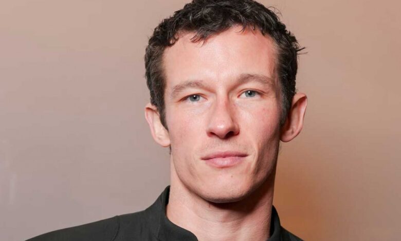 Callum Turner Tetap Bungkam Soal Bond Baru, Dukungan George Clooney Ikut Menguat
