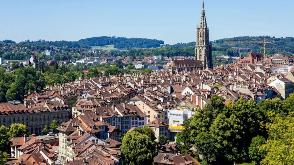 Swiss Tolak Batas Populasi 10 Juta, Kekhawatiran Ekonomi Mengalahkan Dorongan Migrasi
