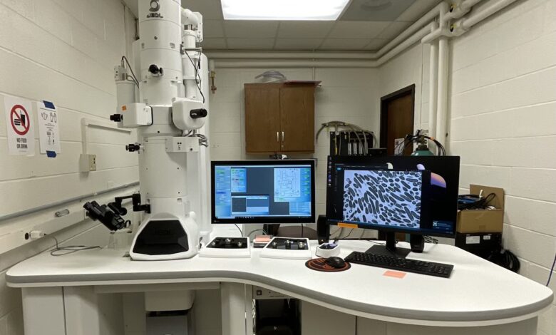 SEM Bekas Disulap Jadi TEM, Hasilnya Tembus Resolusi Sub-Nanometer