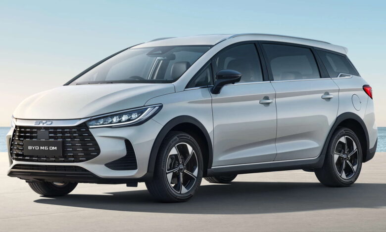 Harga BYD M6 DM-i Dibuat Menggoda, MPV PHEV Keluarga Ini Bisa Tembus 1.800 Km