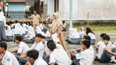 Guru PPPK Paruh Waktu Cuma Terima Rp15 Ribu, Anggaran Pendidikan Dipertanyakan