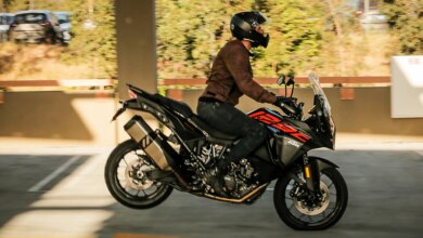 Pengereman Kombinasi Jadi Kunci Aman, Sinsen Ingatkan Risiko Saat Motor Berhenti Mendadak