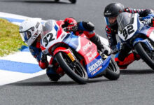 Kiandra Ramadhipa Menang di Estoril, Indonesia Raya Bergema di Moto3 Junior