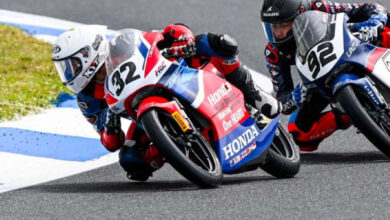 Kiandra Ramadhipa Menang di Estoril, Indonesia Raya Bergema di Moto3 Junior