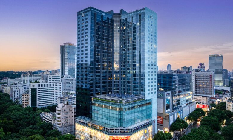 Menara Stopkontak Ini Bikin Meja Kerja Lebih Rapi, Kabel Tak Lagi Saling Sikut