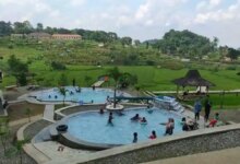 Libur Sekolah di Sawah Bengkok Majalengka, Wisata Tenang untuk Keluarga