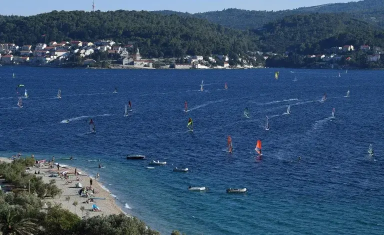 Lebih Dari 85 Persen Pantai Eropa Punya Air Excellent, Cyprus Paling Bersih