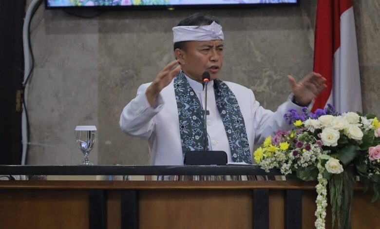 Jawa Barat Istimewa Harus Dimulai dari RT dan RW, Pesan Kuat Herman Suryatman dari Cirebon