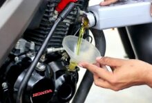 Oli Sintetis atau Semi Sintetis, Pilihan yang Salah Bisa Cepat Menggerus Performa Motor