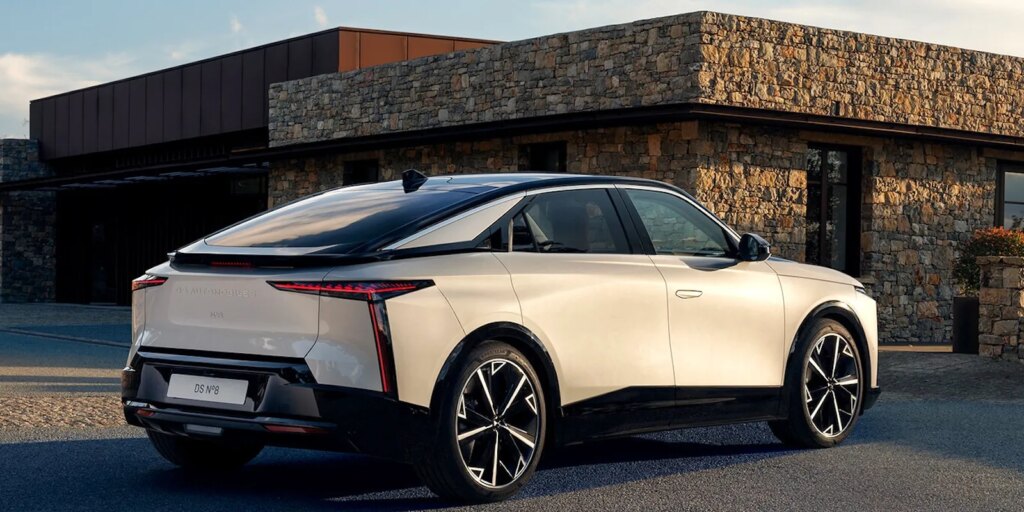 Audi Jadi Titik Balik, Bos Desain Stellantis Akui Kabin Chrysler Dulu Terlalu Murah
