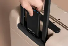 Power Bank Ini Bisa Dipisah Dua, Satu Bagian Bisa Diberikan ke Teman