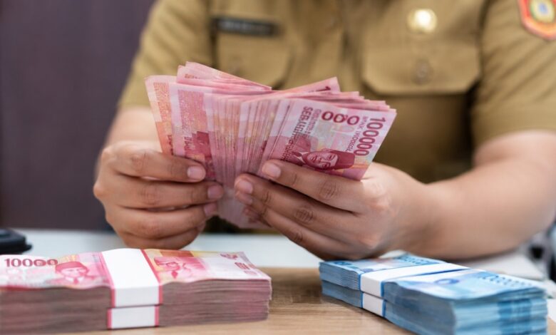 Gaji Ke-13 TNI-Polri Cair, Nafas Daya Beli Pensiunan Dijaga Rp1,4 Triliun
