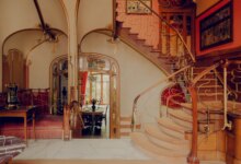 6 Prompt Gemini AI untuk Foto di Museum Tua, Hasilnya Sinematik dan Realistis