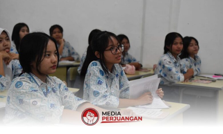 SPMB Jateng Dimulai, Perebutan Kursi SMA-SMK Negeri Makin Ketat