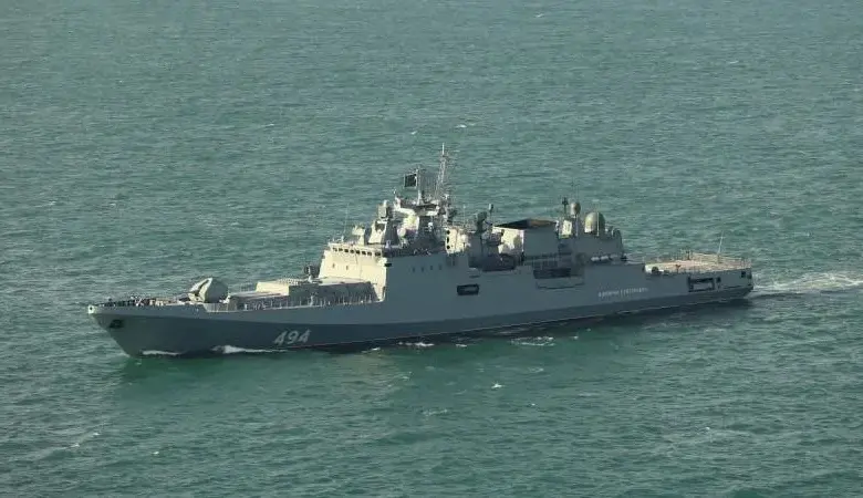 Tembakan Peringatan di Selat Inggris, Fregat Rusia dan Yacht Inggris Saling Dekat