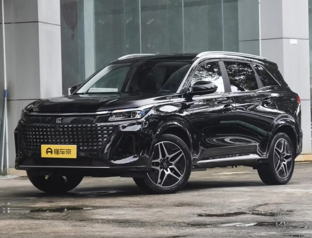DFSK E5 Plus Siap Debut di GIIAS 2026, SUV PHEV 7 Kursi dengan AI