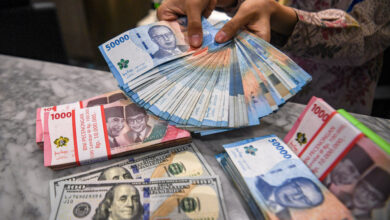 Rupiah Melemah Tipis Saat Pasar Menanti Keputusan The Fed dan Sikap BI