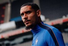 Maxence Lacroix Janjikan Pizza untuk Satu Kampung, Debutnya di Piala Dunia Ditunggu