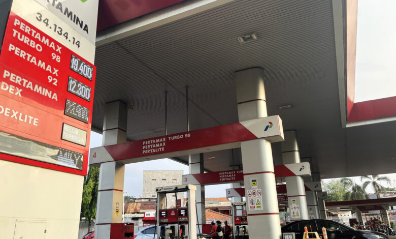 Pertamax Tembus Rp17.000 di Sejumlah Wilayah, Selisih dengan Pertalite Makin Terasa
