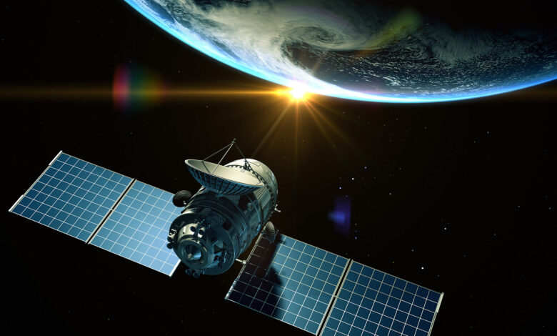 Panel Surya di Orbit Memang Lebih Kuat, Tapi Angka Sebenarnya Tidak Sesederhana Itu