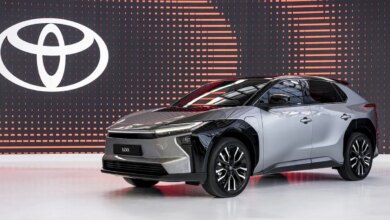 Toyota Baru Jual 42 Unit Mobil Listrik di Indonesia, Pasar Murah Makin Menjauh