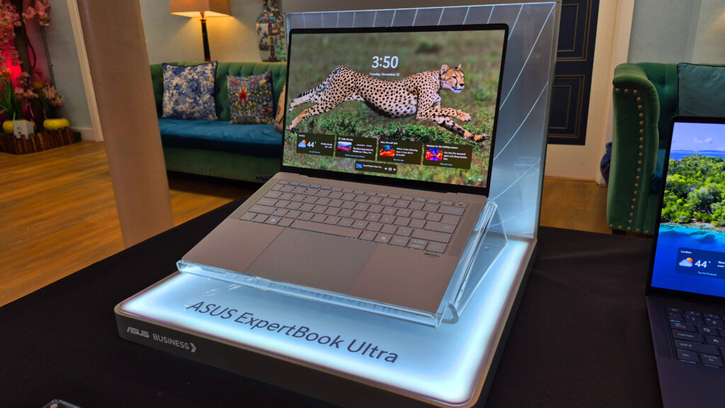 ASUS ExpertBook Ultra 2026 Masuk Indonesia, Laptop Bisnis Tipis Ini Bawa AI 50 TOPS