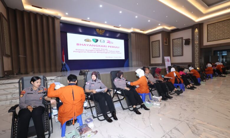 Donor Darah Polda Jatim Jadi Aksi Kecil yang Jaga Stok Darah PMI