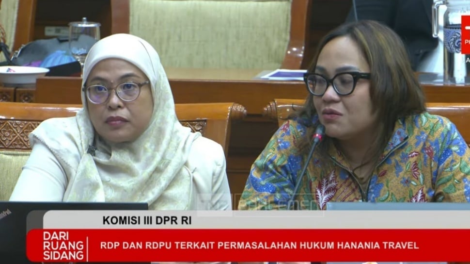 Tangis Korban Hanania Travel Pecah di DPR, Orang Tua Banyak yang Jatuh Sakit