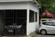 Garasi di Atas Trotoar Bandung Siap Dibongkar, Ternyata Dipakai Simpan Motor Sampah