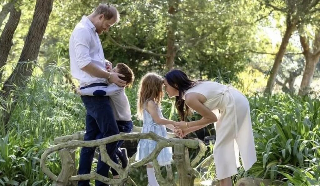 Harry Dan Meghan Siap Bawa Archie dan Lilibet ke Inggris, Rekonsiliasi Keluarga Diuji Lagi
