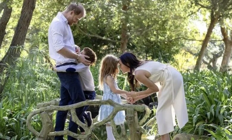 Harry Dan Meghan Siap Bawa Archie dan Lilibet ke Inggris, Rekonsiliasi Keluarga Diuji Lagi
