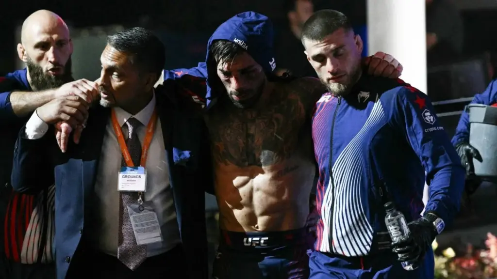Topuria Tumbang di UFC White House, Mendez Kini Lebih Tertarik ke Conor McGregor