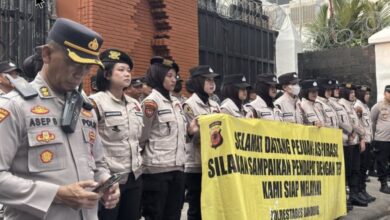 Polda Jabar Turunkan Tim Negosiator, Aksi Unjuk Rasa Ditangani dengan Cara Humanis