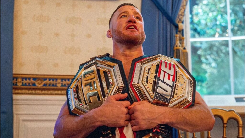 Justin Gaethje Pecahkan Rekor Langka, Sabuk Kelas Ringan Akhirnya Direbut dari Juara Bertahan