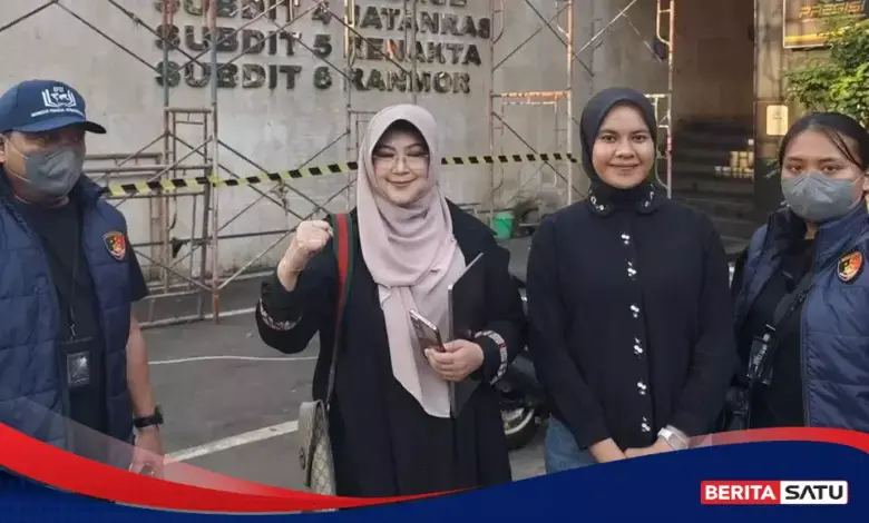 Dokter Tifa Ditangkap Sebelum Ujian S3 di UI, Detik-Detik di Parkiran Polda Metro