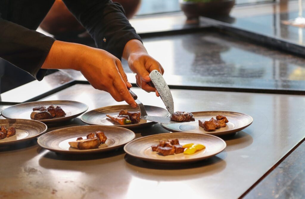 Brunch Jepang Premium Di Atas Bundaran HI, Ada Live Teppanyaki dan Sake Pairing