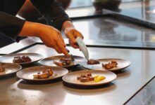 Brunch Jepang Premium Di Atas Bundaran HI, Ada Live Teppanyaki dan Sake Pairing