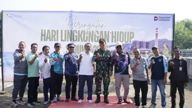 200 Peserta Turun ke Pesisir Palabuhanratu, PLN IP Tanam 100 Pohon Lawan Abrasi