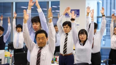 6 Kebiasaan Pagi Perempuan Jepang yang Diam-Diam Bantu Ratakan Perut Buncit