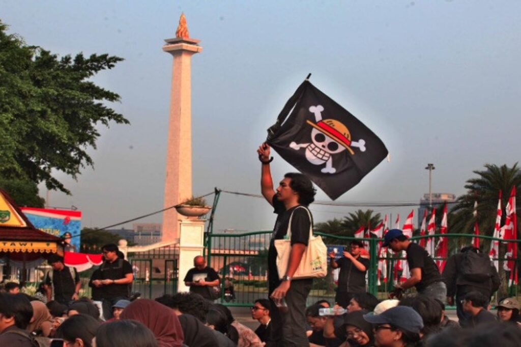 300 Corvette Bentangkan Bendera Raksasa di Belle Isle, Persembahan untuk Para Veteran