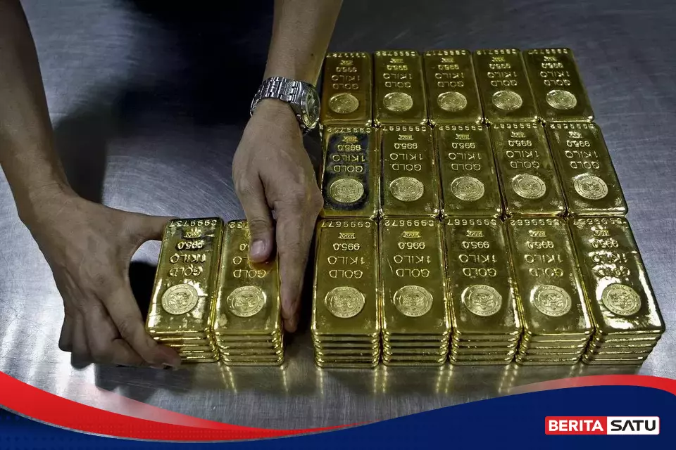 Emas Dunia Tertekan Dolar, Ancaman Penurunan ke US$ 4.000 Makin Nyata