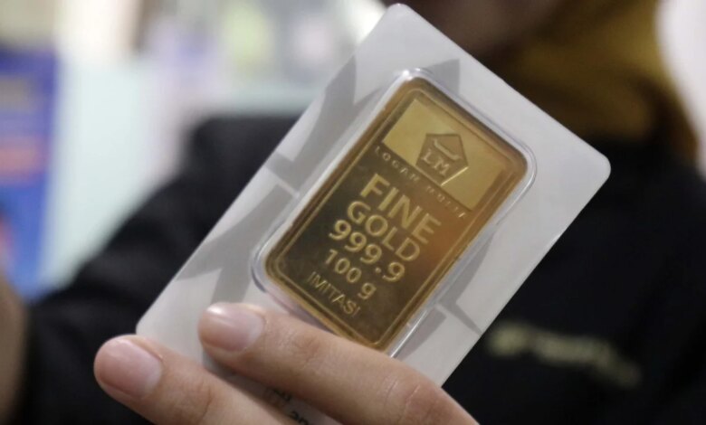 Emas Pegadaian Kompak Terkoreksi, UBS Paling Dalam Turun Rp49 Ribu per Gram