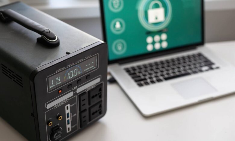 Laptop Kerja Tak Harus Mahal, Yang Penting Layar, Baterai, dan Portnya Pas