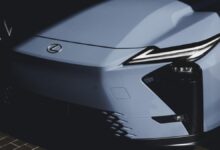 All New Lexus ES Siap Goyang Sedan Mewah Jerman, Ada Opsi Listrik di GIIAS 2026